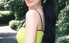 八重神子拿黄瓜擦自己